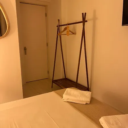 Πανσιόν 4u Vi Airport *