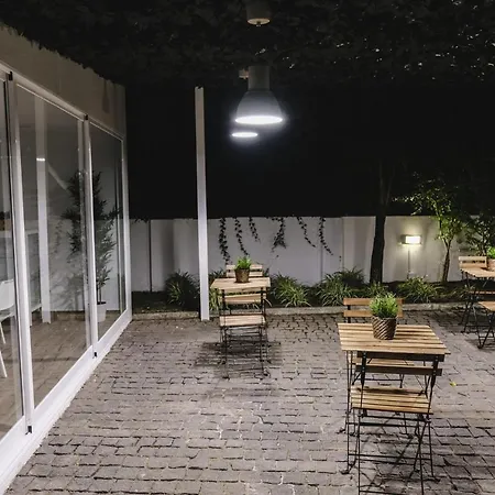 4u Vi Airport * Lisboa