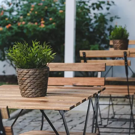 4u Vi Airport Πανσιόν *