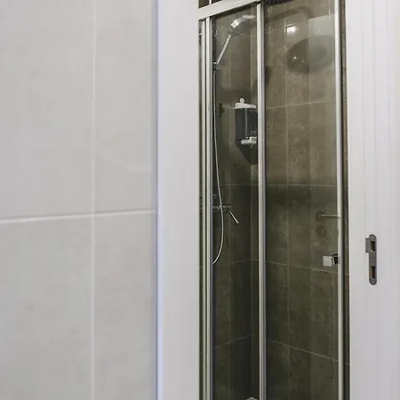 Πανσιόν 4u Vi Airport