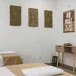 4u Vi Airport Guest house Lisbon